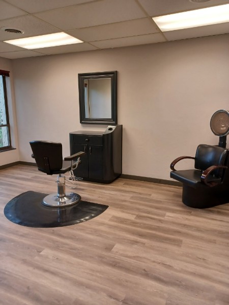 Wyoming GFH Salon Suites suite photo 24