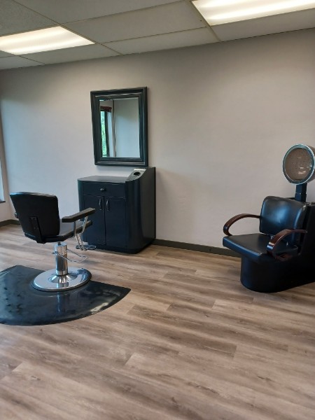 Wyoming GFH Salon Suites suite photo 26